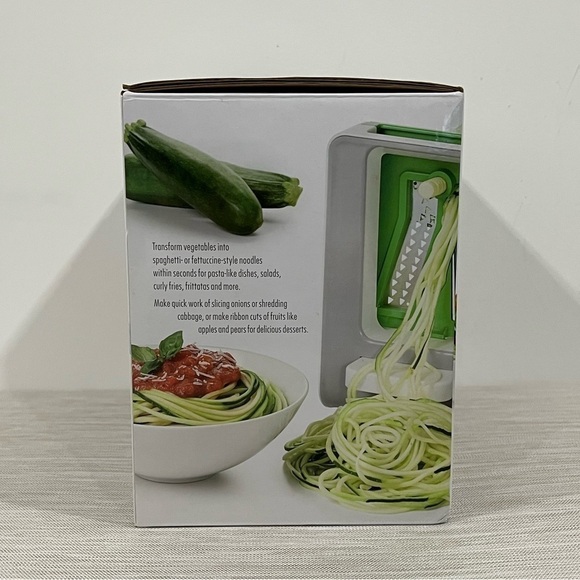 OXO Good Grips Spiralizer - Picture 4 of 8